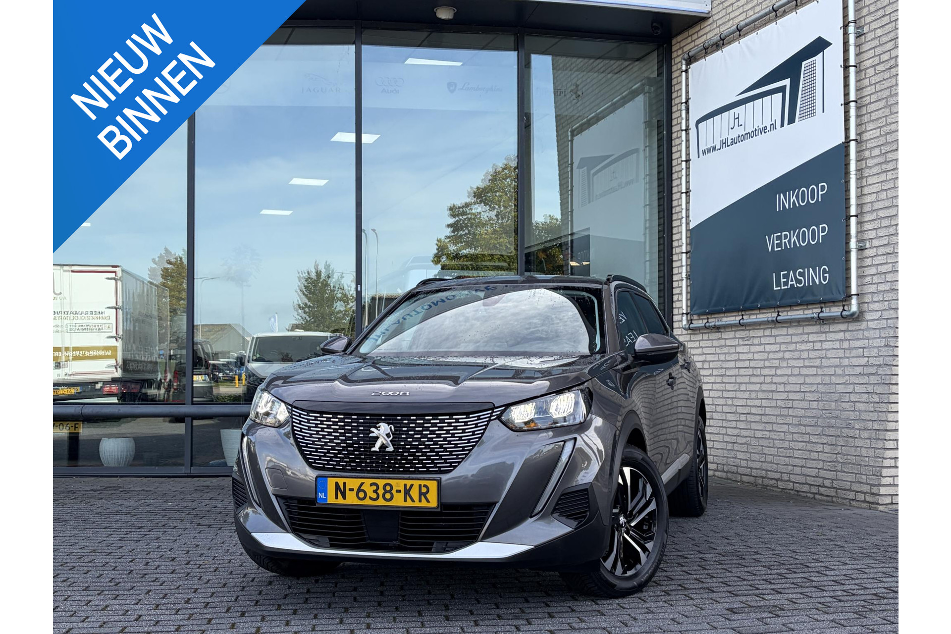 Peugeot 2008 1.2 PureTech Allure*CAM*CRUISE*ECC*LED*LMV*NAVI*